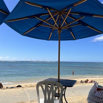 Koa Oasis - Dive Bars Near Me - Honolulu, Hawaii