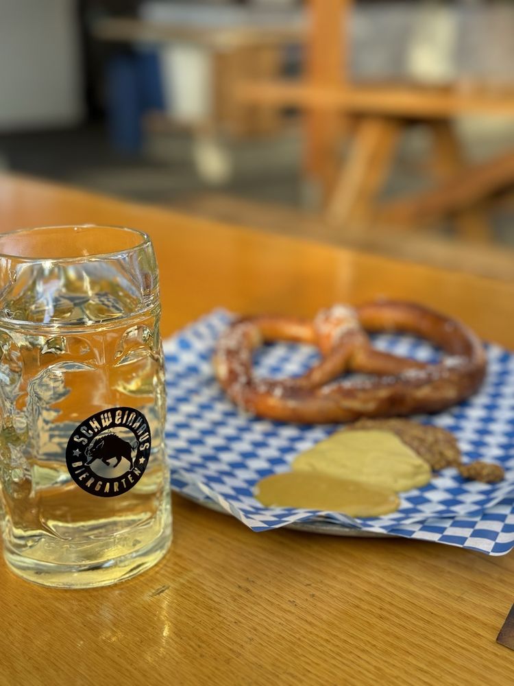 Social spots from Schweinhaus Biergarten