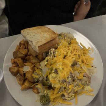 Hot Plate - Carnitas Scramble - Breakfast & Brunch Near Me - Minneapolis, Minnesota