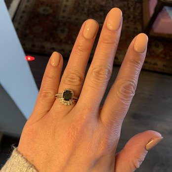 Modern Nail Bar - Navy Yard - Gel mani - Nail Salons Near Me - Washington, DC, District of Columbia