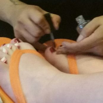 Tip & Toe - Nail Salons Near Me - Louisville, Kentucky