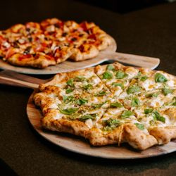 The Owl Bar  - Dr. Whooo pizza and Owlexander the Great