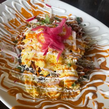 Berry Sweet Kitchen - Chicken bowl - Cafes Near Me - Minneapolis, Minnesota