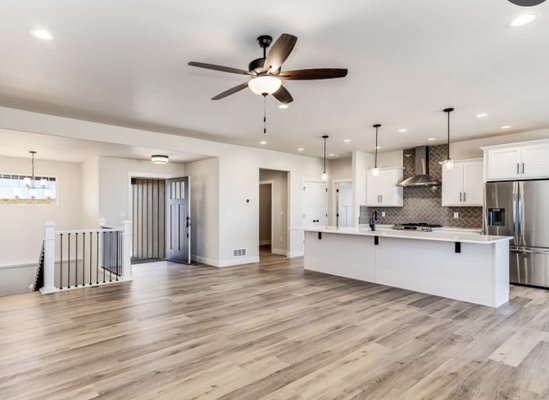 Charlies Pro Services Logo