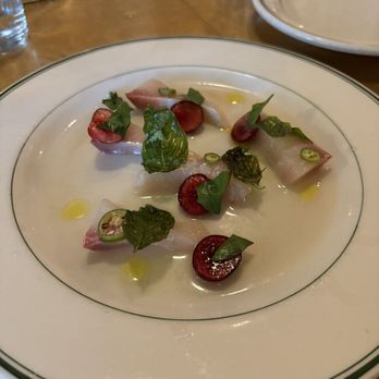 L’Echelle - Shima-Mizu Crudo - French Near Me - Portland, Oregon