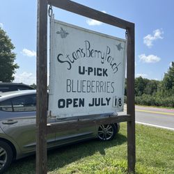 Stan's blueberry sign