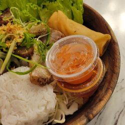 Eto'o Modern Asian Cuisine - Vermicelli Rice Bowl