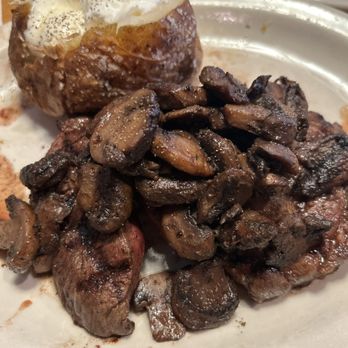 Texas Roadhouse - Steakhouses Near Me - Chantilly, Virginia