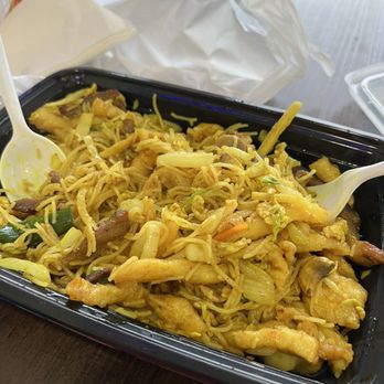 Ting's Chinese Restaurant - Singapore rice noodles April 2024 Delicious - Chinese Near Me - Richmond, Virginia