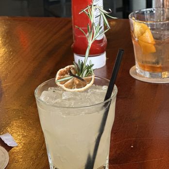 Barrel & Bones - Drinks all around! Their Gin is nice - Bars Near Me - The Colony, Texas