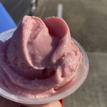 Crust Pizza Co. - Louetta - Strawberry gelato - Pizza Near Me - Houston, Texas