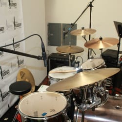 Sol Productions - Miking Drumkit at Rudeboy Studios