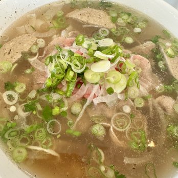 Pho Phong Luu - Combo pho (seconds upon arrival to our table) - Vietnamese Near Me - Austin, Texas Pho Phong Luu - Combo pho (seconds upon arrival to our table) - Vietnamese Near Me - Austin, Texas