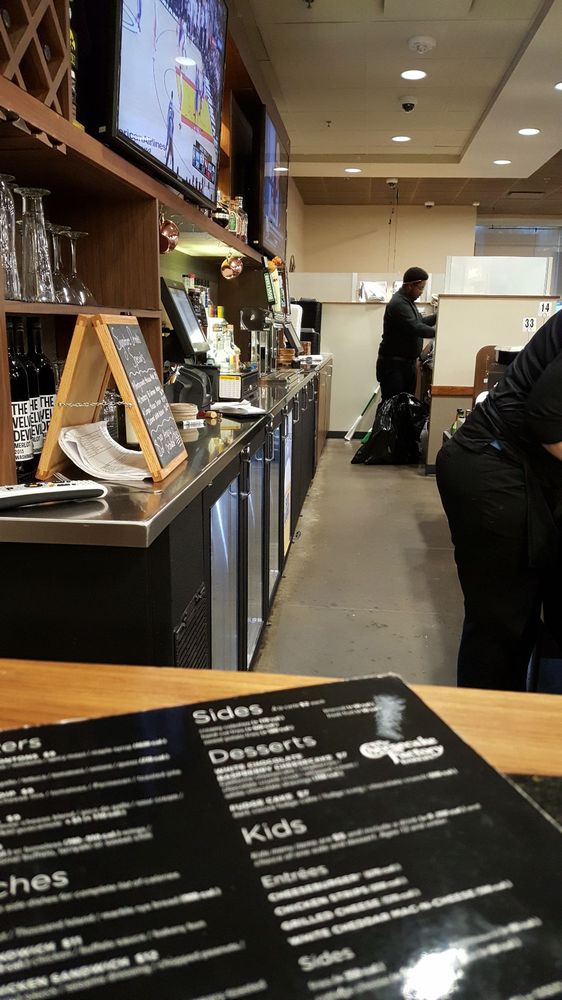 HYVEE MARKET GRILLE Updated September 2024 10 Reviews 4035 Mt