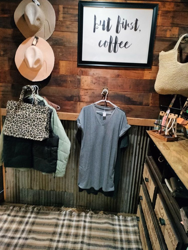 Myrge Cafe & Coffee House Logo