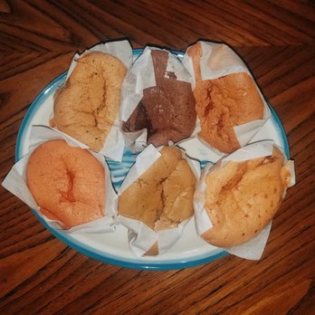 Kam Hing Bakery - Magnificent sponge cakes mmmm - Bakeries Near Me - New York, New York Kam Hing Bakery - Magnificent sponge cakes mmmm - Bakeries Near Me - New York, New York
