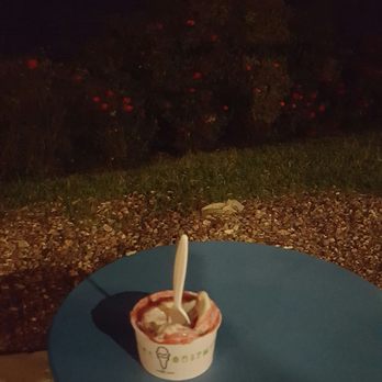 Shake Shack Winter Park - Ice cream on the patio looking over the lake. - Burgers Near Me - Winter Park, Florida Shake Shack Winter Park - Ice cream on the patio looking over the lake. - Burgers Near Me - Winter Park, Florida
