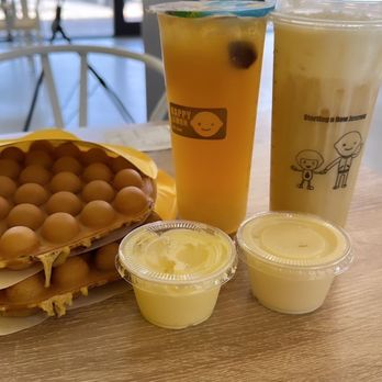 Happy Lemon - Boba waffle and kumquat tea and sea salt jasmine tea - Bubble Tea Near Me - Austin, Texas