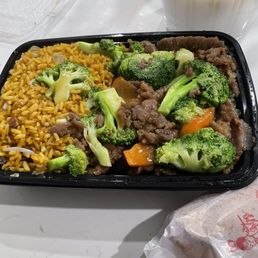 Beef Shrimp with Broccoli Beef Shrimp with Broccoli