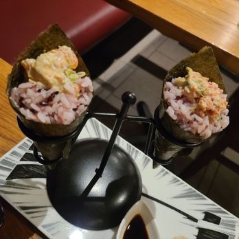 Rockmeisha - Handrolls - spicy tuna and spicy salmon - Izakaya Near Me - New York, New York Rockmeisha - Handrolls - spicy tuna and spicy salmon - Izakaya Near Me - New York, New York