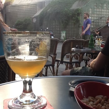 La Pointe Saint-Eustache - Une blanche en flânant sur la terrasse....très sympa - Brasseries Near Me - Paris, 75