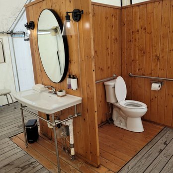 Collective Retreats - Bathroom - Vacation Rentals Near Me Collective Retreats - Bathroom - Vacation Rentals Near Me
