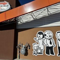 A&W - Outside view
