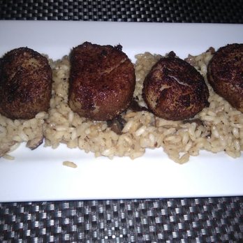 Creekview Restaurant - Scallops w/ undercook Risotto $18 - Wine Bars Near Me - Williamsville, New York Creekview Restaurant - Scallops w/ undercook Risotto $18 - Wine Bars Near Me - Williamsville, New York