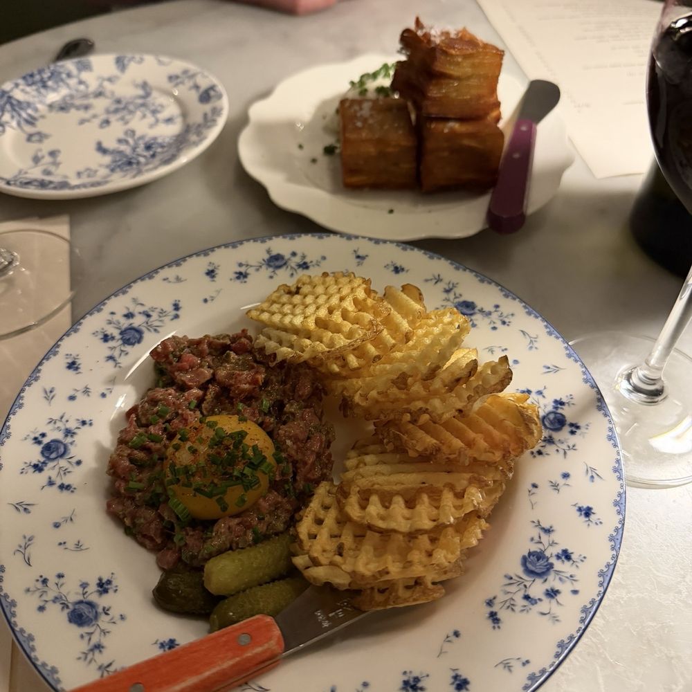 La Fête - Steak frites - Wine Bars Near Me - Birmingham, Alabama