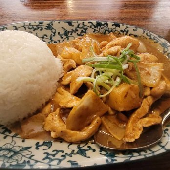 Klong - Massaman curry (lunch portion) - Thai Near Me - New York, New York Klong - Massaman curry (lunch portion) - Thai Near Me - New York, New York