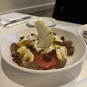 Juneberry Table - Seasonal fruit bowl - Breakfast & Brunch Near Me - Cleveland, Ohio