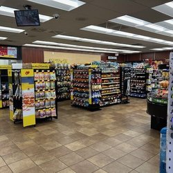 Love's Country Store