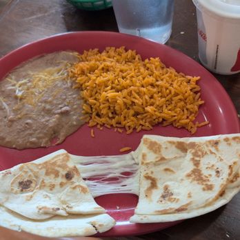 El Sombrero Mexican Restaurant - Quesadilla - Tacos Near Me - Rapid City, South Dakota