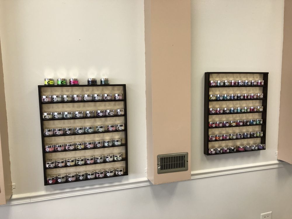 DIP NAILS Updated September 2024 182 Photos 709 S Eastwood Dr