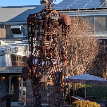 Honest Coffee Roasters - Statue outside of the Building... So cool... - Coffee Roasteries Near Me - Franklin, Tennessee Honest Coffee Roasters - Statue outside of the Building... So cool... - Coffee Roasteries Near Me - Franklin, Tennessee