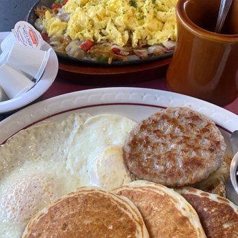 Toast - The wave and Breakfast skillet - Breakfast & Brunch Near Me - Hull, Massachusetts Toast - The wave and Breakfast skillet - Breakfast & Brunch Near Me - Hull, Massachusetts