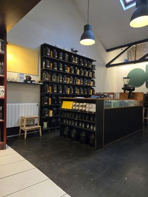 Clement & Pekoe by null