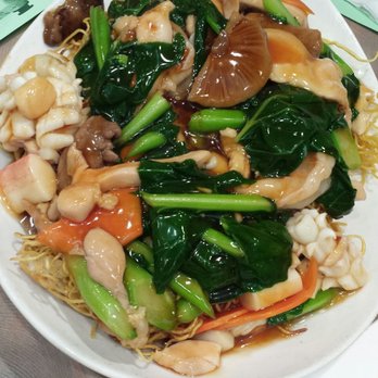 Congee Wong - Cantonese chow mien - Chinese Near Me - North York, Ontario