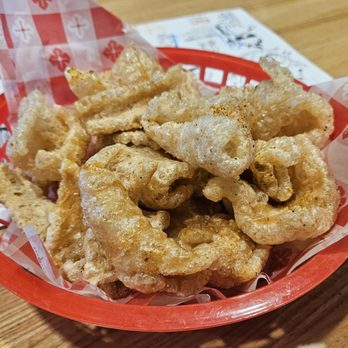 Fork & Fire - Complimentary pork rinds - Barbeque Near Me - Oro Valley, Arizona