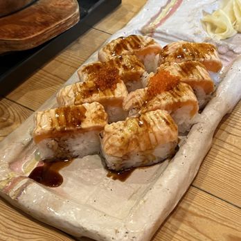 Gyo-O - Salmon aburi ($16) - Seafood Near Me - Richmond, British Columbia Gyo-O - Salmon aburi ($16) - Seafood Near Me - Richmond, British Columbia