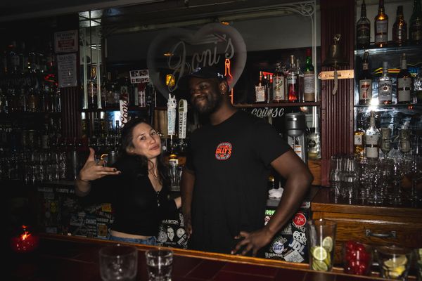 Gilly's House of Cocktails by null
