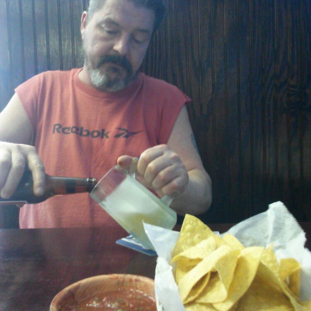 Los Lobos - Mexican Near Me - Smithville, Tennessee