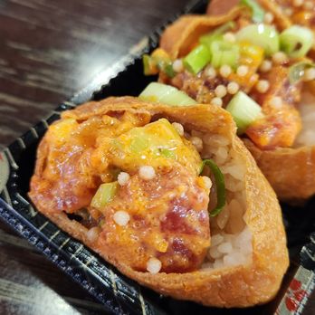 Paina Cafe - Closeup of Spicy Tuna Inari - Poke Near Me - Las Vegas, Nevada Paina Cafe - Closeup of Spicy Tuna Inari - Poke Near Me - Las Vegas, Nevada