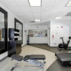 Hilton Garden Inn Winchester - Health club  fitness center  gym