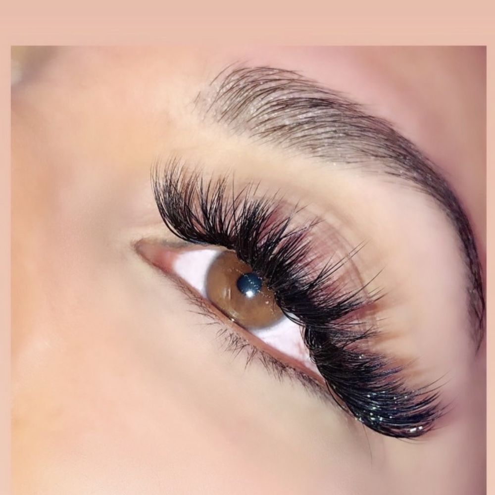 Fana Beauty - My gorg lash set - Eyelash Service Near Me Fana Beauty - My gorg lash set - Eyelash Service Near Me