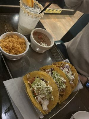 Amigo's Mexican Kitchen & Tequila Bar by null