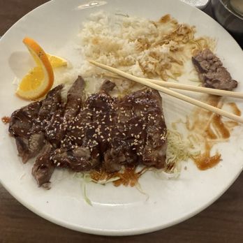 Paradise Sushi & Grill - That was my dinner plate that I could not eat the meat. It was too chewy. It tasted like rubber. - Japanese Near Me - Petaluma, California Paradise Sushi & Grill - That was my dinner plate that I could not eat the meat. It was too chewy. It tasted like rubber. - Japanese Near Me - Petaluma, California