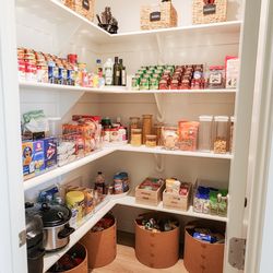 Let Laura Jean - Pantry Transformation