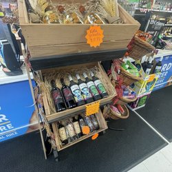 Ginny's Wine & Liquor