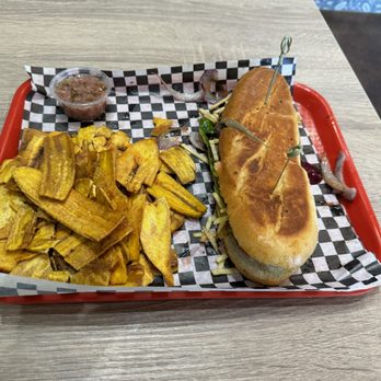 Cubanidad Express Sahara - Pan Con Bistec - Cuban Near Me - Las Vegas, Nevada